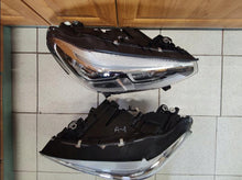 Load image into Gallery viewer, Frontscheinwerfer BMW X3 G01 7466119-05 LED Ein Stück (Rechts oder Links) SCH6870226556iu
