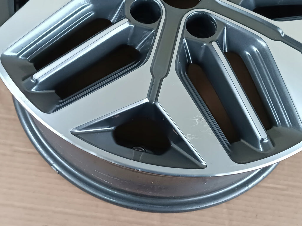 1x Alufelge 17 Zoll 7.0" 5x114.3 50ET 52910-A8610 Kia I Rim Wheel FEL3086927078wv