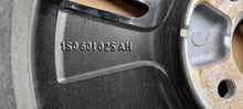 Load image into Gallery viewer, 1x Alufelge 15 Zoll 5.0" 4x100 35ET Glanz Silber 1S0601025AH VW Rim Wheel FEL1781603658bz