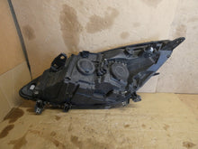 Laden Sie das Bild in den Galerie-Viewer, Frontscheinwerfer Renault Scenic 260106928R Rechts Scheinwerfer Headlight SCH8133928817ac