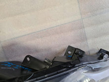 Laden Sie das Bild in den Galerie-Viewer, Frontscheinwerfer Mitsubishi Space Star 8301D446 FALSE Scheinwerfer Headlight SCH8553965189rs