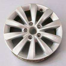 Load image into Gallery viewer, 1x Alufelge 16 Zoll 6.5&quot; 5x112 44ET Glanz Silber 5C0601025T Vw Rim Wheel