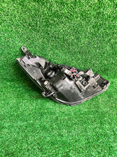 Load image into Gallery viewer, Frontscheinwerfer Toyota Yaris LED Links Scheinwerfer Headlight