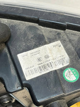 Load image into Gallery viewer, Frontscheinwerfer Dacia Spring 266008993R Rechts Scheinwerfer Headlight SCH9353990765gm
