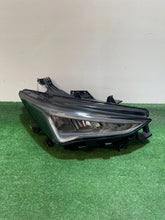 Laden Sie das Bild in den Galerie-Viewer, Frontscheinwerfer Cupra Born 10F941008K Rechts Scheinwerfer Headlight SCH7615202150sa