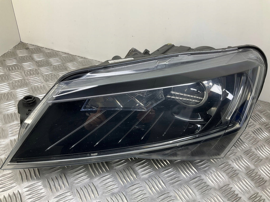 Frontscheinwerfer Skoda Superb 3V2941015A Links Scheinwerfer Headlight SCH7563955485fx