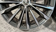 Laden Sie das Bild in den Galerie-Viewer, 1x Alufelge 18 Zoll 7.0" 5x112 43ET 565601025L Skoda Kodiaq Rim Wheel FEL5713837644hl