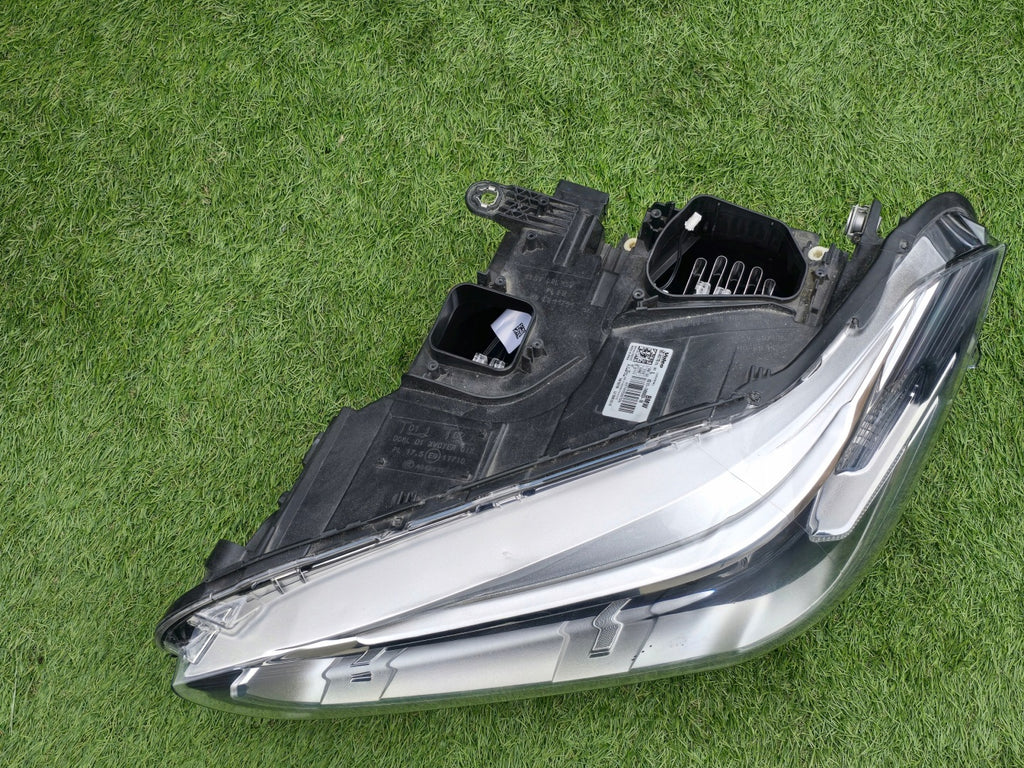 Frontscheinwerfer BMW X1 F48 6311-7495003-06 Links Scheinwerfer Headlight SCH7149182192wo