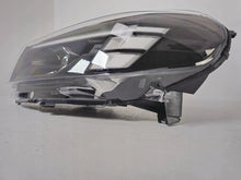 Laden Sie das Bild in den Galerie-Viewer, Frontscheinwerfer Opel Zafira Vivaro C 9847209980 Links Scheinwerfer Headlight SCH8686718769tr
