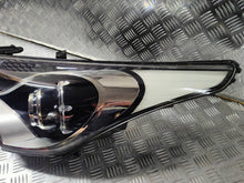 Laden Sie das Bild in den Galerie-Viewer, Frontscheinwerfer Hyundai Veloster Rechts Scheinwerfer Headlight