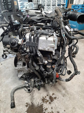 Load image into Gallery viewer, Motor Audi Seat Skoda VW CRB 2.0 TDI 182TKm Diesel Engine Komplett