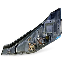 Load image into Gallery viewer, Frontscheinwerfer Volvo 21555801 Ein Stück (Rechts oder Links) Headlight SCH6527940048yk