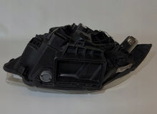 Laden Sie das Bild in den Galerie-Viewer, Frontscheinwerfer BMW E81 E82 E87 89310921 63126924486-11 Rechts Headlight SCH2092764235de