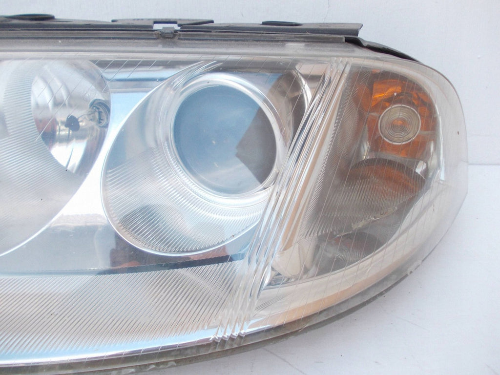 Frontscheinwerfer VW Passat 3B0941015AN 1EL00835001 Ein Satz Headlight SCH7810432001ab