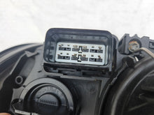 Laden Sie das Bild in den Galerie-Viewer, Frontscheinwerfer Volvo C70 9466358 Rechts Scheinwerfer Headlight SCH9863076415hw