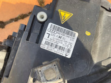Laden Sie das Bild in den Galerie-Viewer, Frontscheinwerfer Audi A4 B7 8E0941003BM Xenon Links Scheinwerfer Headlight