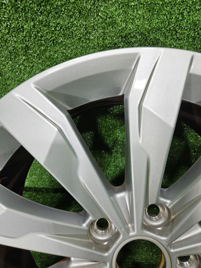 1x Alufelge 17 Zoll 7.0" 5x112 2GA601025A VW T-Roc Troc Rim Wheel FEL9309275589io