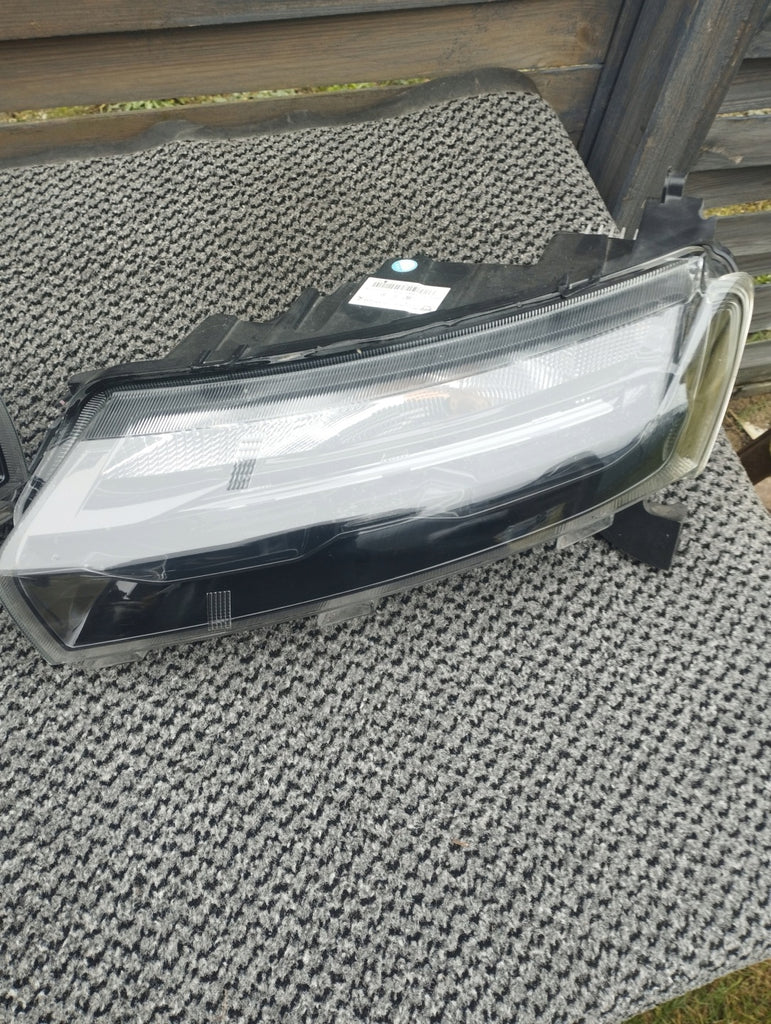 Frontscheinwerfer Dacia Spring 266008993R Ein Satz Scheinwerfer Headlight SCH6986330910rz