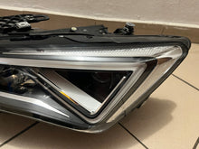 Laden Sie das Bild in den Galerie-Viewer, Frontscheinwerfer Seat Leon 5FB941007G LED Links Scheinwerfer Headlight