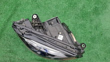 Laden Sie das Bild in den Galerie-Viewer, Frontscheinwerfer Mercedes-Benz W205 A2059061606 LED Rechts Headlight SCH9559375151jg