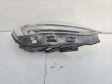 Laden Sie das Bild in den Galerie-Viewer, Frontscheinwerfer Ford Focus JX7B-13E014-AE full LED Rechts Headlight