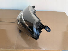 Laden Sie das Bild in den Galerie-Viewer, Frontscheinwerfer Toyota Yaris 81170-0DK10 LED Links Scheinwerfer Headlight SCH8165700695ub