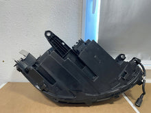Laden Sie das Bild in den Galerie-Viewer, Frontscheinwerfer VW Passat 3J1941005 Full LED Ein Stück (Rechts oder Links) SCH3380886898in