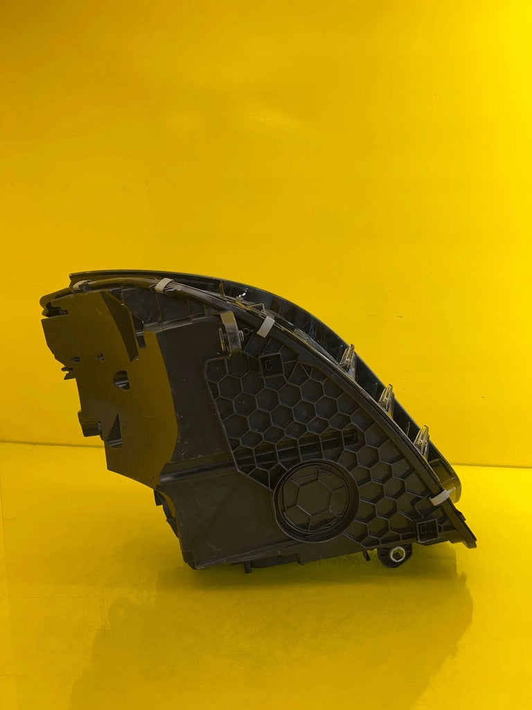 Frontscheinwerfer Mercedes-Benz A2369062801 LED Rechts Scheinwerfer Headlight SCH5846865121sg