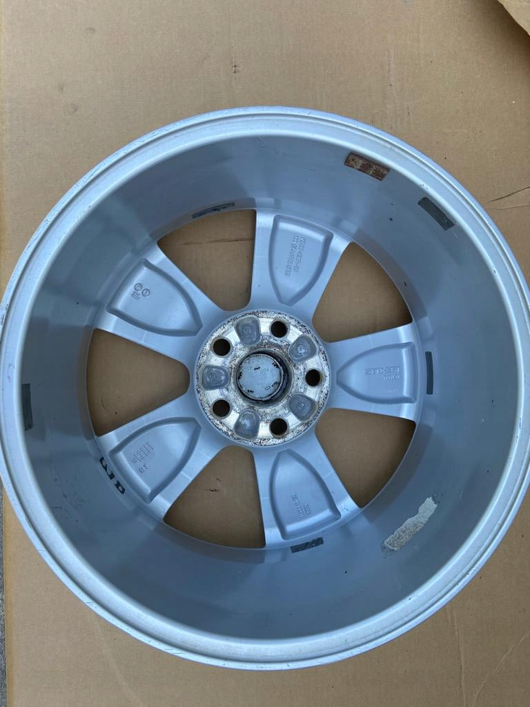 1x Alufelge 17 Zoll 7.0" 5x114.3 35ET Glanz Silber PZ406X3671ZC Lexus Rim Wheel FEL6530087976rb