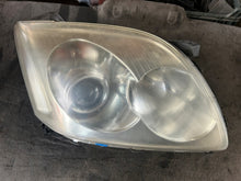 Load image into Gallery viewer, Frontscheinwerfer Toyota Avensis Xenon Rechts Scheinwerfer Headlight SCH4732946148je