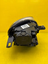 Laden Sie das Bild in den Galerie-Viewer, Frontscheinwerfer Mini Countryman R60 9801039-04 Xenon Links Headlight SCH6383498446ps
