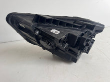 Load image into Gallery viewer, Frontscheinwerfer Hyundai Bayon 92102QQ500 Rechts Scheinwerfer Headlight