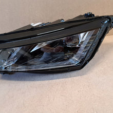 Load image into Gallery viewer, Frontscheinwerfer Skoda Octavia 5E4941015A LED Links Scheinwerfer Headlight SCH9055291946ie