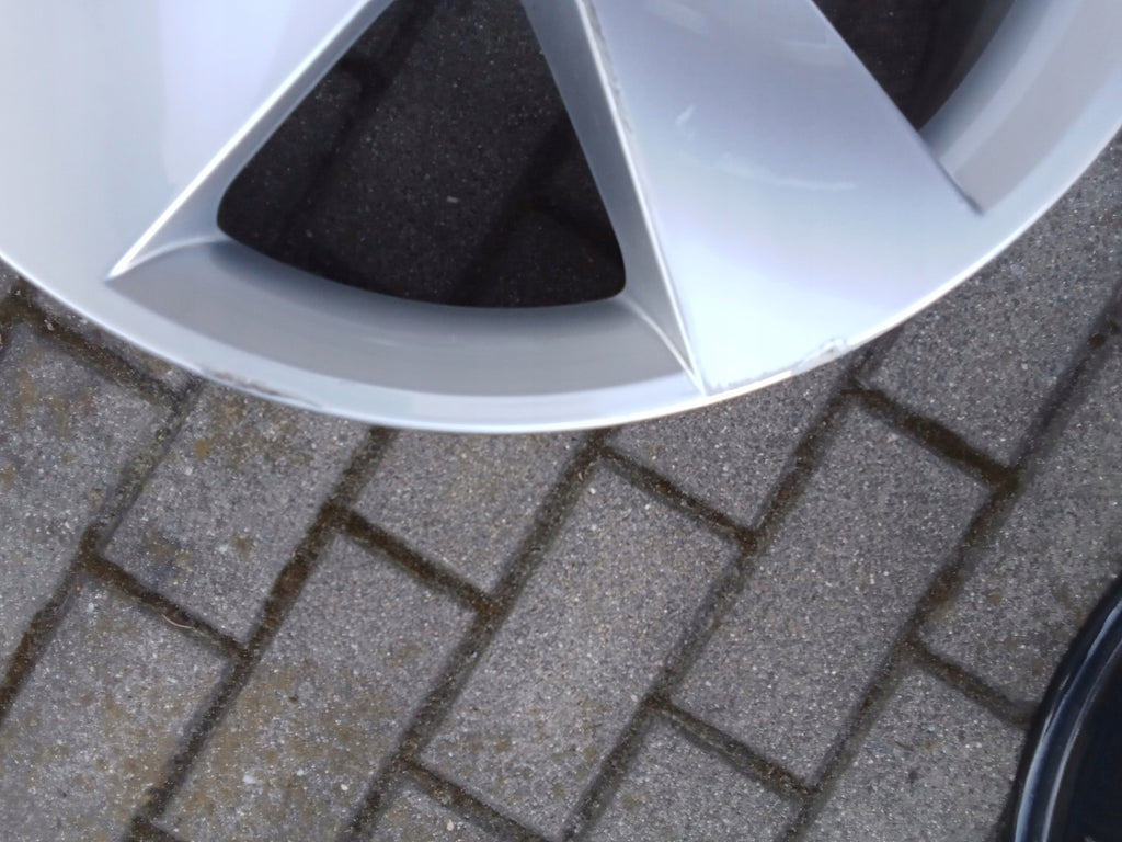 1x Alufelge 17 Zoll 7.0" 5x112 45ET Glanz Silber 57A601025F Skoda I Rim Wheel FEL7020346484vi