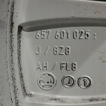 Load image into Gallery viewer, 1x Alufelge 16 Zoll 6.0" 5x112 35ET Glanz 657601025J Skoda Rim Wheel FEL3324546142av