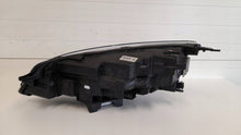 Laden Sie das Bild in den Galerie-Viewer, Frontscheinwerfer Ford Kuga III L90187839 Full LED Rechts Scheinwerfer Headlight SCH8823668986ma