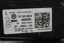 Laden Sie das Bild in den Galerie-Viewer, Frontscheinwerfer VW Golf Sportsvan I 517941033B Xenon Links Headlight SCH7925502562gm