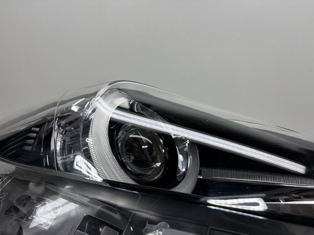 Frontscheinwerfer Mazda III BSP551030 Rechts Scheinwerfer Headlight SCH6078042665mf