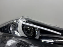 Laden Sie das Bild in den Galerie-Viewer, Frontscheinwerfer Mazda III BSP551030 Rechts Scheinwerfer Headlight SCH6078042665mf