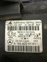 Laden Sie das Bild in den Galerie-Viewer, Frontscheinwerfer Mercedes-Benz W245 A1698208761 Xenon Links Headlight SCH3583206593vv