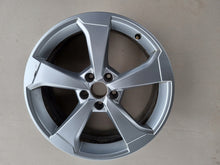 Load image into Gallery viewer, 1x Alufelge 19 Zoll 8.0&quot; 5x112 49ET Glanz Silber 8V0601025CE Audi A3 Rim Wheel