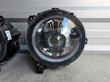 Laden Sie das Bild in den Galerie-Viewer, Frontscheinwerfer Jeep Wrangler Jl 68596463AA 68596462AA Ein Satz Headlight SCH1331671185bv