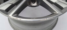Load image into Gallery viewer, 1x Alufelge 18 Zoll 8.0" 5x112 20ET Glanz 8091464 BMW G29 Rim Wheel FEL9154927599vv