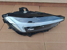 Load image into Gallery viewer, Frontscheinwerfer Volvo Xc60 II 32342507 Rechts Scheinwerfer Headlight SCH7869390778kv