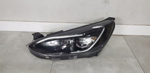 Laden Sie das Bild in den Galerie-Viewer, Frontscheinwerfer Ford Focus JX7B13E017AH LED Links Scheinwerfer Headlight