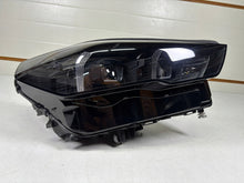Laden Sie das Bild in den Galerie-Viewer, Frontscheinwerfer BMW 5 5A798D8-08 Rechts Scheinwerfer Headlight SCH6673822262jq