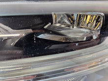 Laden Sie das Bild in den Galerie-Viewer, Frontscheinwerfer Volvo Xc40 32342456 LED Links Scheinwerfer Headlight SCH5029847645kz