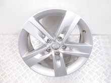 Load image into Gallery viewer, 1x Alufelge 17 Zoll 7.0&quot; 5x112 49ET 5F0601025T Seat Leon Rim Wheel