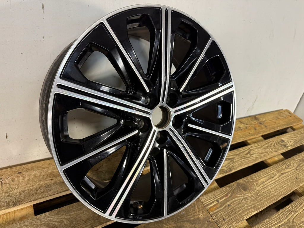 1x Alufelge 20 Zoll 8.0" 5x112 89A601025K Audi Q4 Rim Wheel FEL7954066973hz