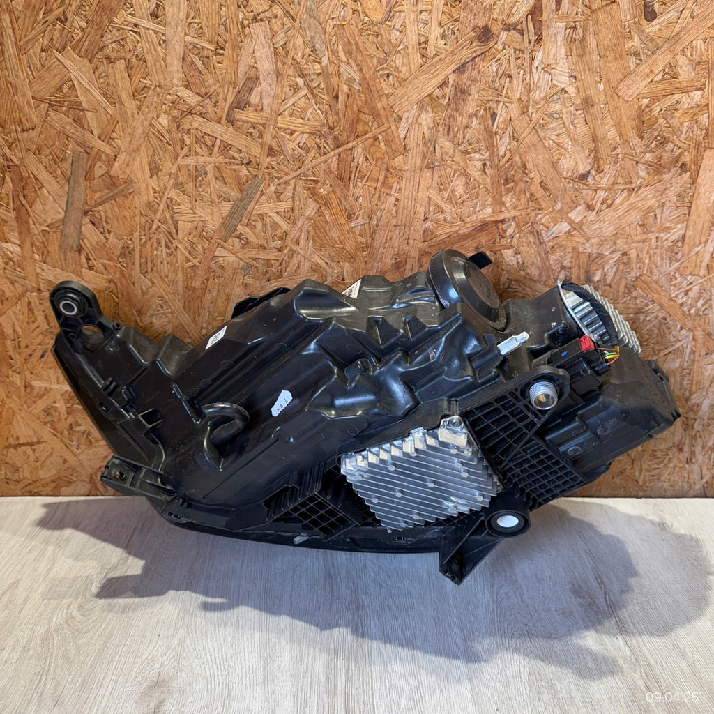 Frontscheinwerfer Audi A1 82A941034D 82A941033D LED Ein Satz Headlight